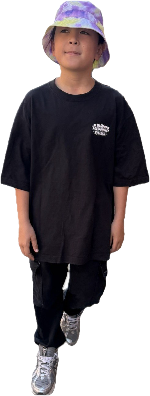 DJ IROX – 9-jähriger DJ aus Potsdam in Streetwear